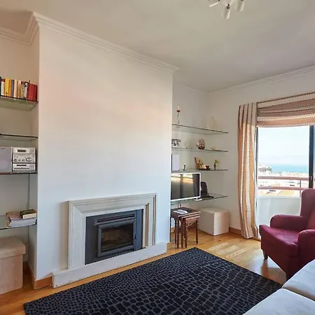 Lighthouse View In Appartement