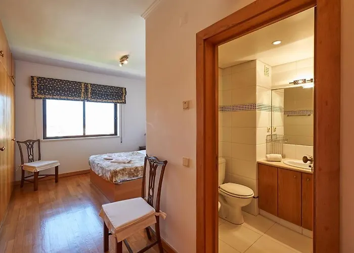 아파트 Lighthouse View In